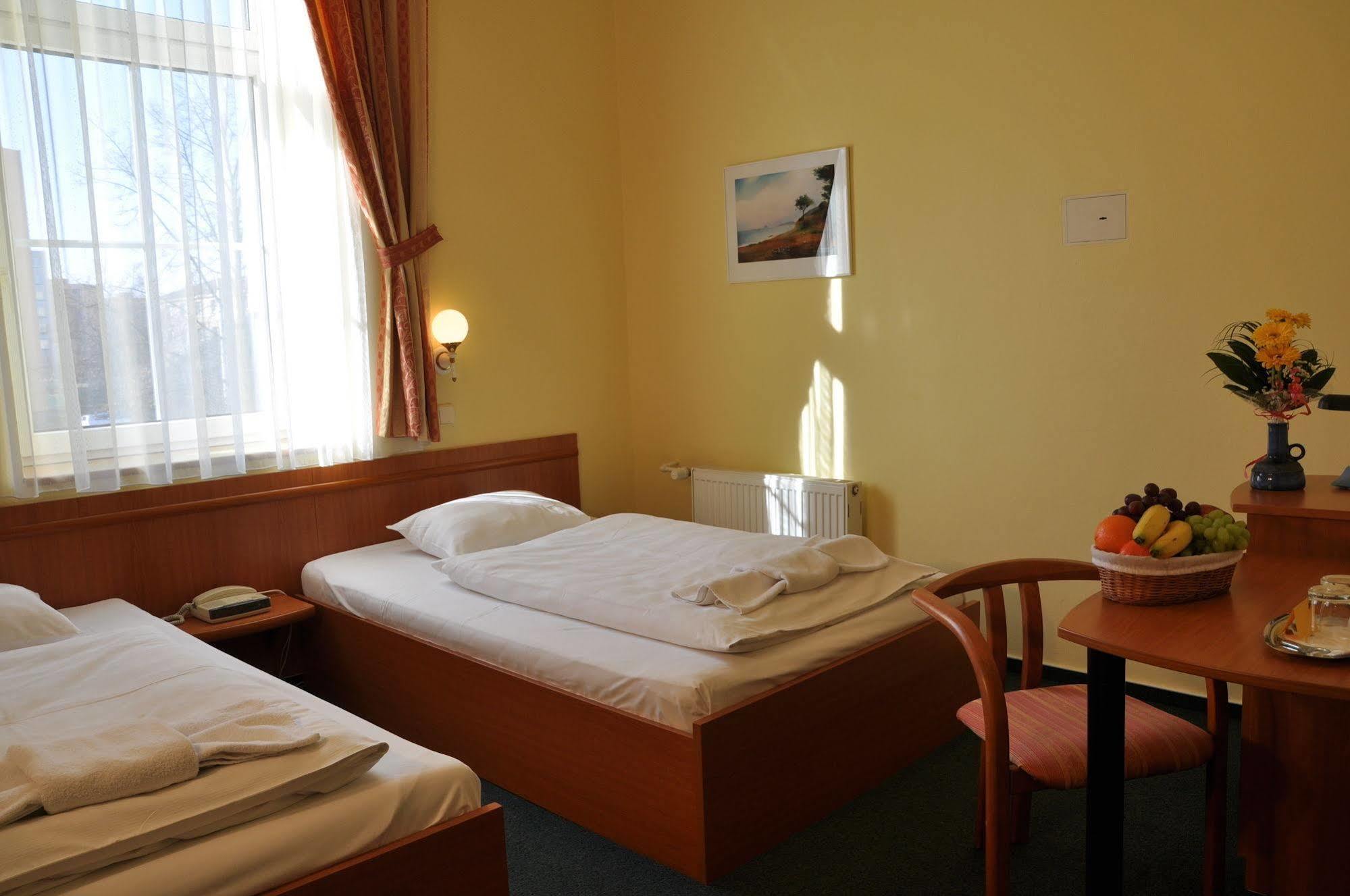 Hotel Nikolas Ostrava Luaran gambar