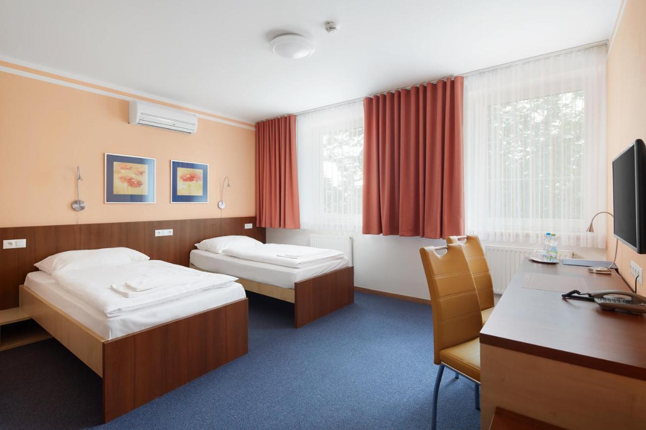 Hotel Nikolas Ostrava Luaran gambar